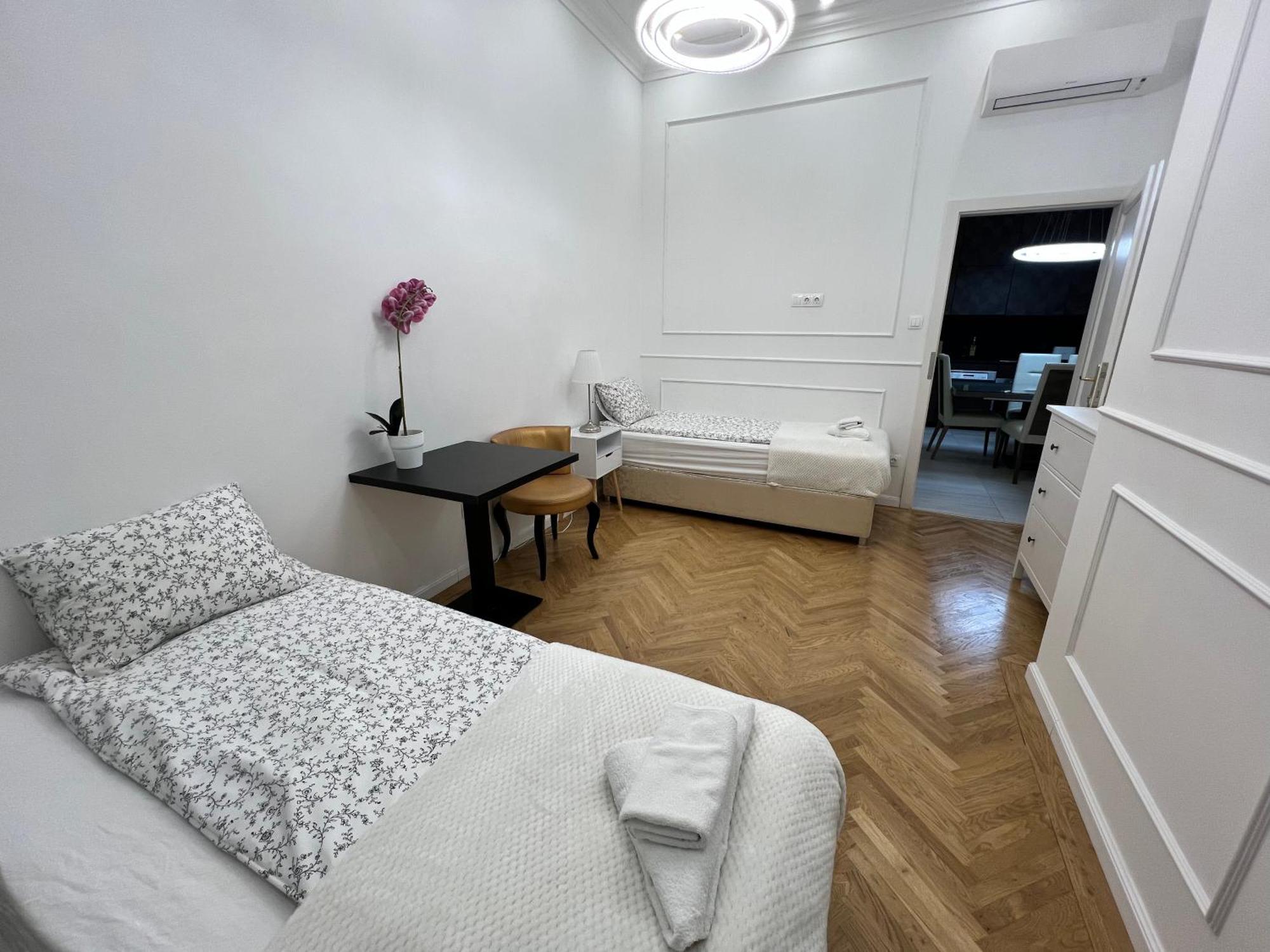 Danube View Apartment Budapest Luaran gambar